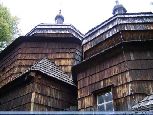 Ruska Piątkowa - zabytkowa cerkiew z XVIII w. i dach gontem kryty