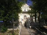 Tuchów - front kościoła