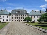 Dukla - pałac Mniszchów - obecnie muzeum